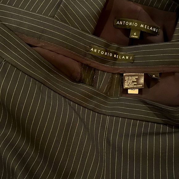 Antonio Melani navy blue pinstriped pantsuit long sleeve lined blazer size 6 - Picture 7 of 8